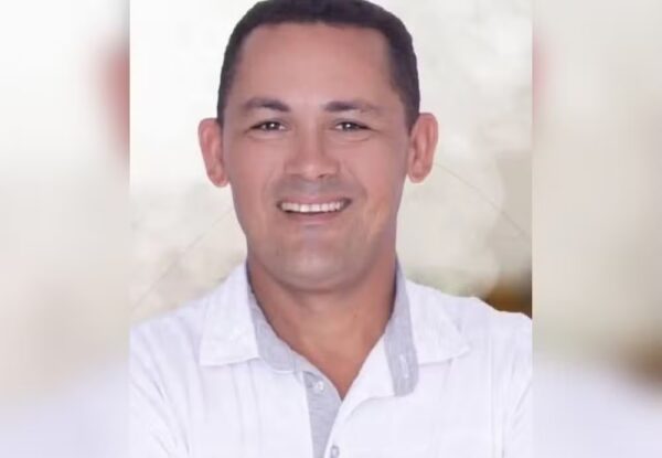 Servidor público morre em colisão frontal entre caminhonete e caminhão na BR-230