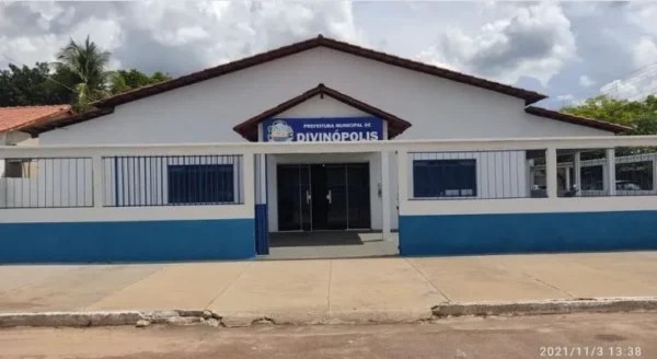 Prefeitura de Divinópolis do Tocantins esclarece situação financeira e afirma ter regularizado folha de pagamento