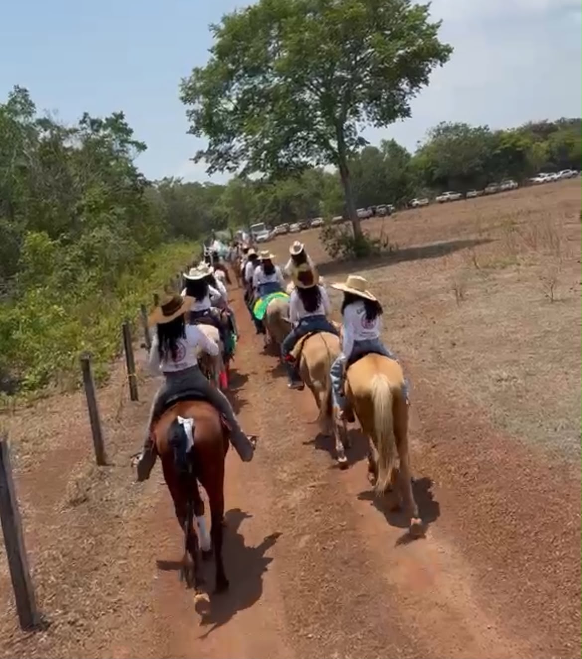 Lagoa da Confusão realiza primeira cavalgada exclusivamente feminina, a Damas da Sela