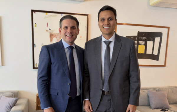 Iratã Abreu se reúne com Hugo Motta em Brasília e destaca propostas voltadas à inovação e às novas gerações