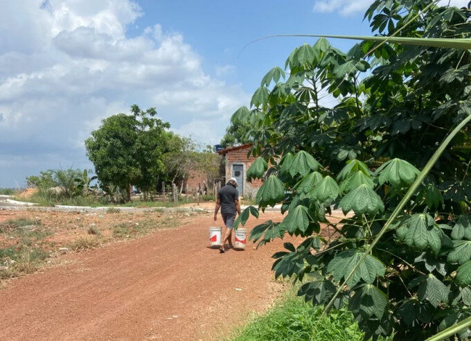 Moradores de Bandeirantes do Tocantins enfrentam mais de 20 dias de problemas no abastecimento de água